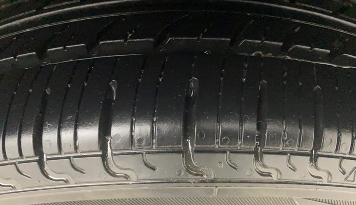 2019 Hyundai NEW SANTRO SPORTZ AMT, Petrol, Automatic, 38,010 km, Left Rear Tyre Tread