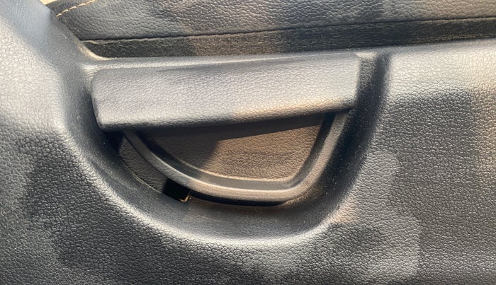 2019 Hyundai NEW SANTRO SPORTZ AMT, Petrol, Automatic, 38,010 km, Driver Side Adjustment Panel