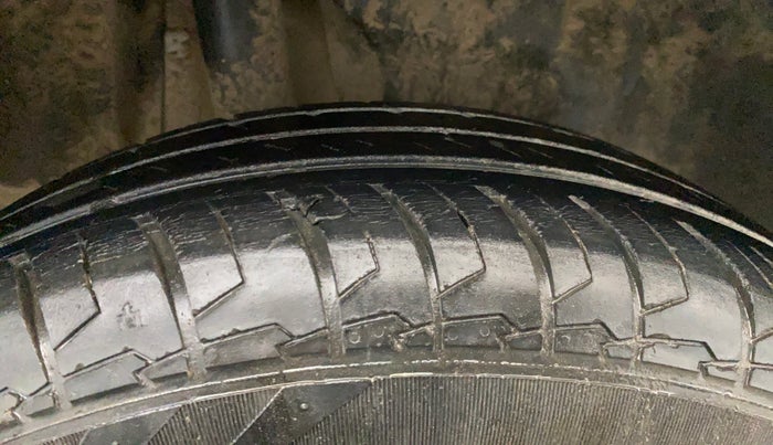 2022 Maruti Swift VXI, Petrol, Manual, 47,953 km, Right Rear Tyre Tread