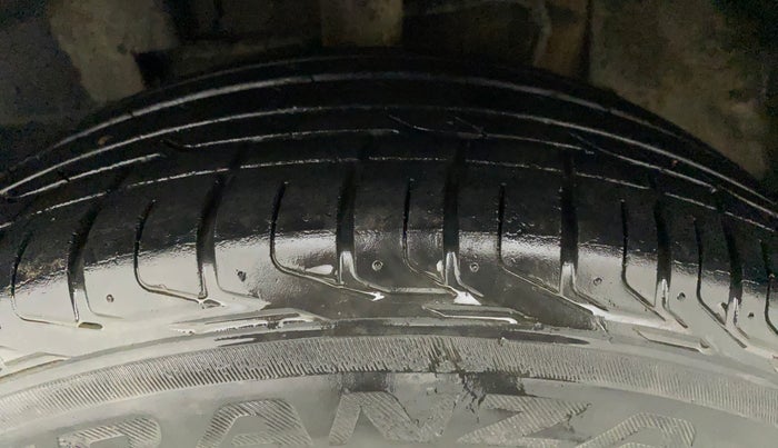 2017 Tata NEXON XZ PLUS PETROL, Petrol, Manual, 27,584 km, Left Front Tyre Tread