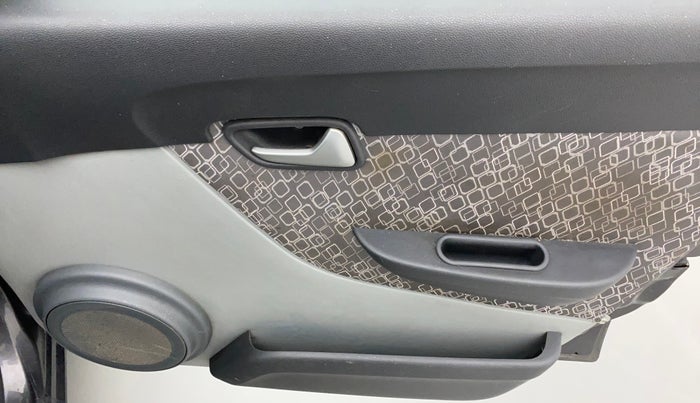 2018 Maruti Alto 800 LXI, Petrol, Manual, 51,728 km, Driver Side Door Panels Control