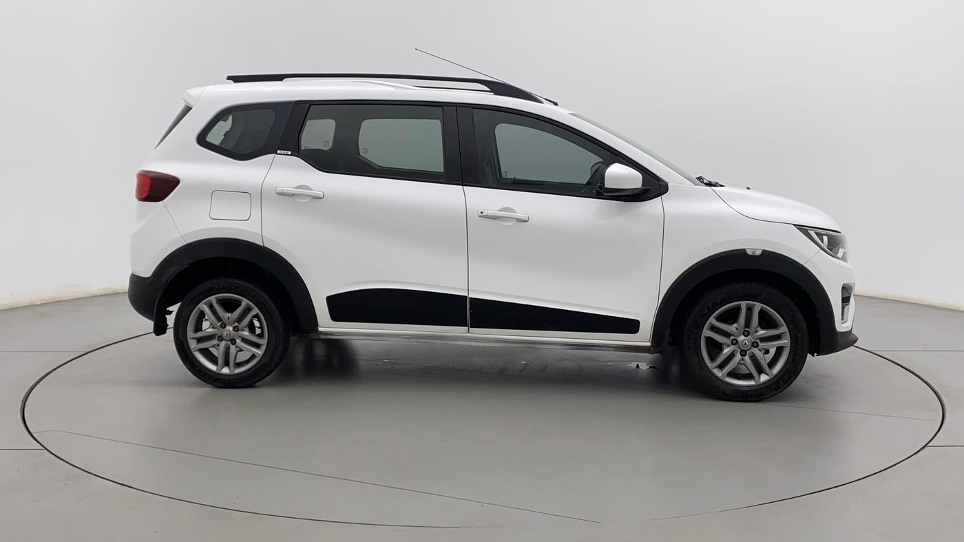 2020 Renault TRIBER RXZ, Petrol, Manual, 28,737 km, Right Side View