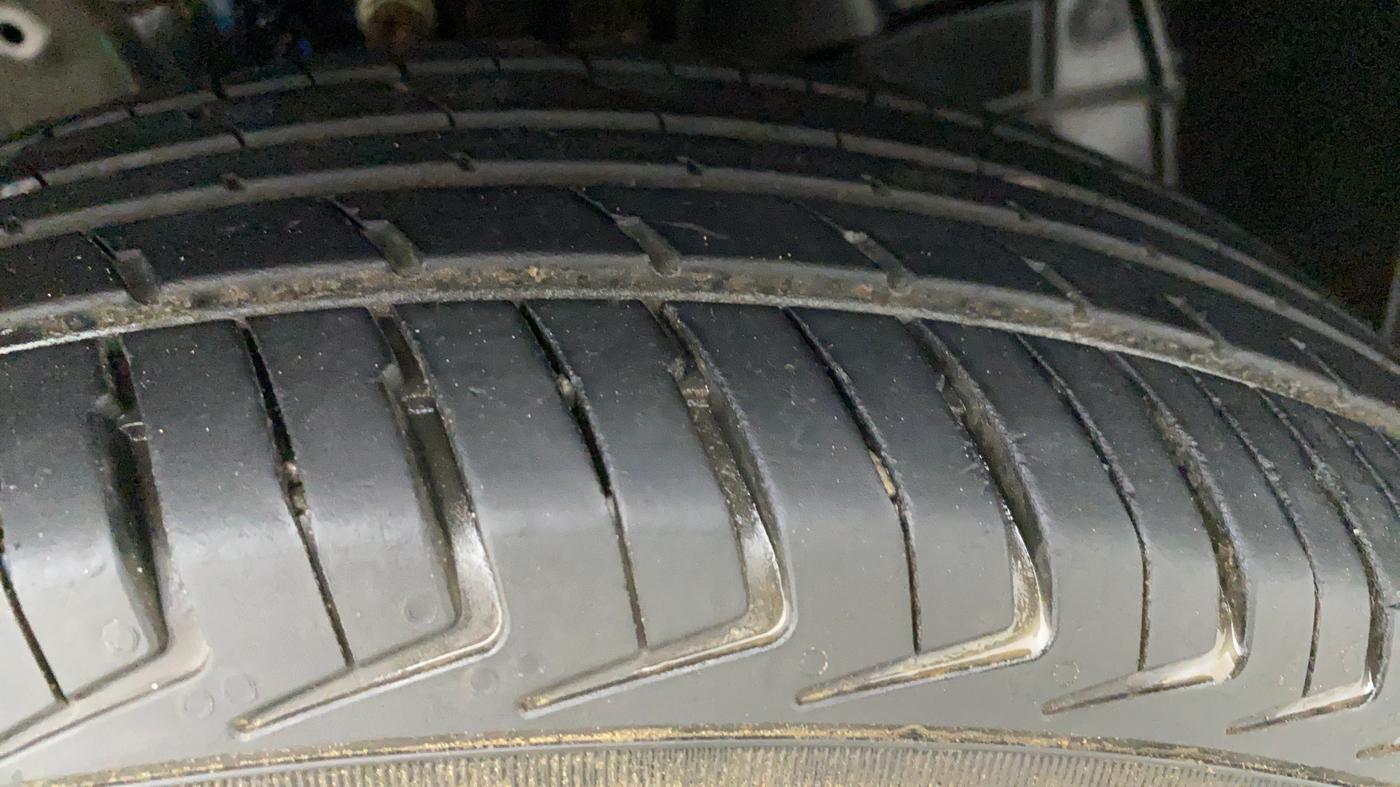 2021 Maruti New Wagon-R 1.0 Lxi (o) cng, CNG, Manual, 17,268 km, Right Front Tyre Tread