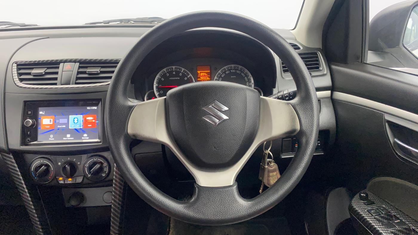 2016 Maruti Swift VXI, Petrol, Manual, 46,950 km, Steering Wheel Close Up