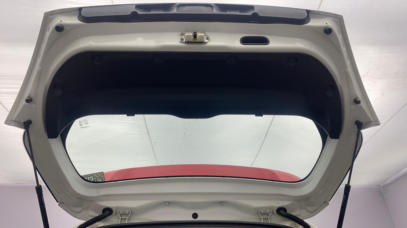 2016 Maruti Swift VXI, Petrol, Manual, 46,950 km, Boot Door Open