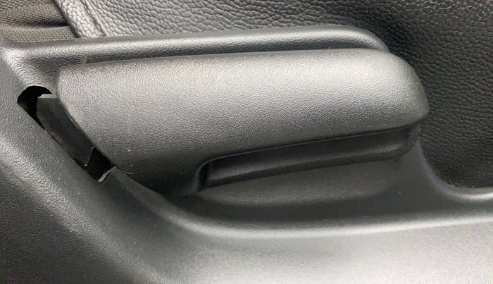2016 Maruti Swift VXI, Petrol, Manual, 46,950 km, Driver Side Adjustment Panel