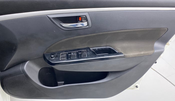 2017 Maruti Swift VXI D, CNG, Manual, 92,243 km, Driver Side Door Panels Control