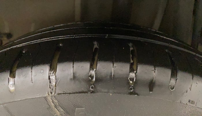 2017 Tata TIGOR XT PETROL, Petrol, Manual, 91,455 km, Left Rear Tyre Tread