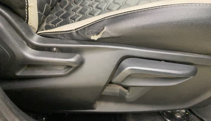 2022 Tata Tiago XZ PLUS PETROL, Petrol, Manual, 53,337 km, Driver Side Adjustment Panel