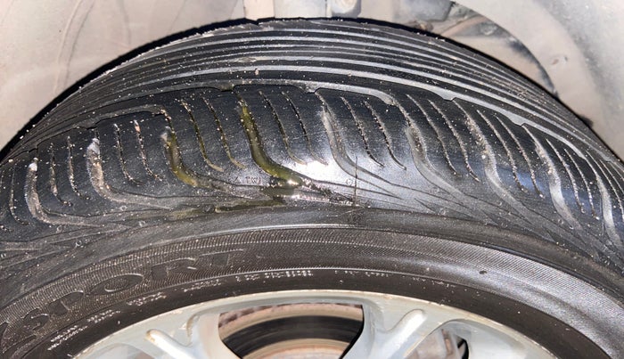 2020 Maruti Swift ZXI AMT, Petrol, Automatic, 96,438 km, Right Front Tyre Tread