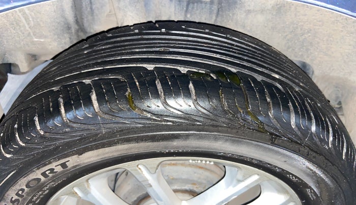 2020 Maruti Swift ZXI AMT, Petrol, Automatic, 96,438 km, Right Rear Tyre Tread