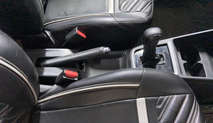 2020 Maruti Swift ZXI AMT, Petrol, Automatic, 96,438 km, Gear Lever