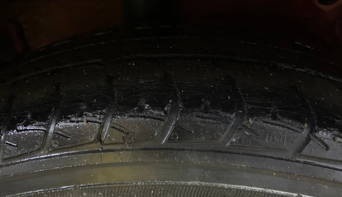 2016 Maruti Celerio VXI, Petrol, Manual, 80,217 km, Right Rear Tyre Tread