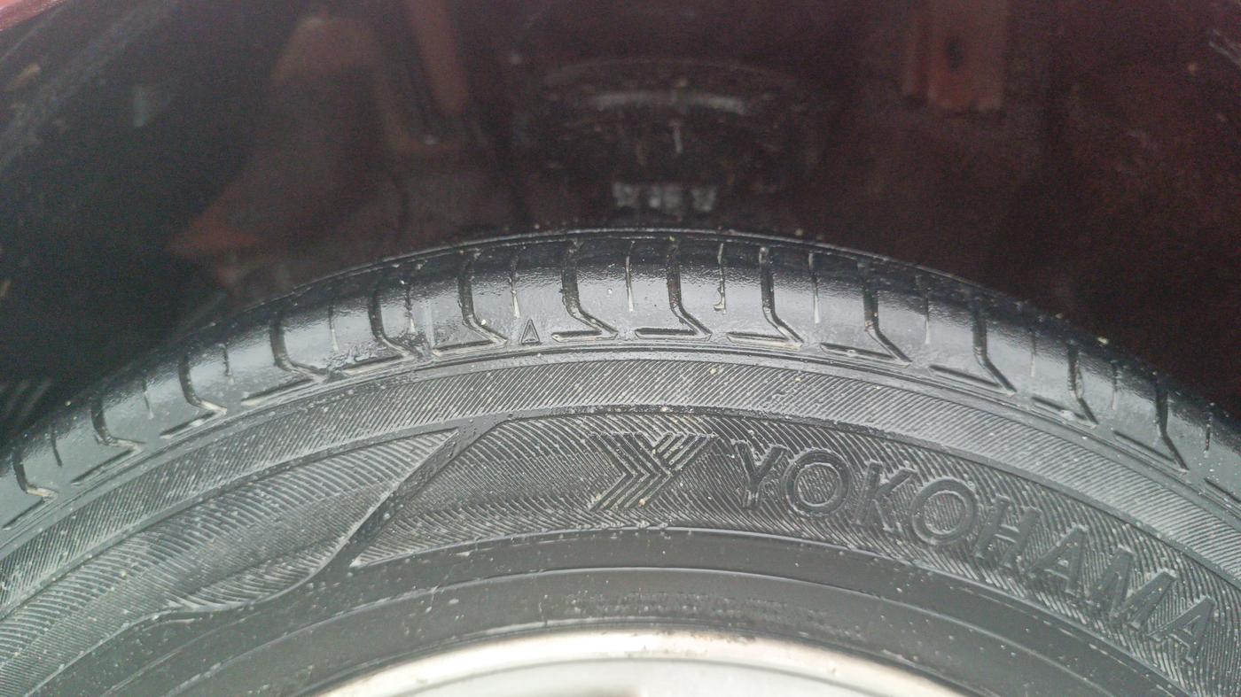 2013 Hyundai i20 SPORTZ 1.2, Petrol, Manual, 1,10,342 km, Left Front Tyre Tread