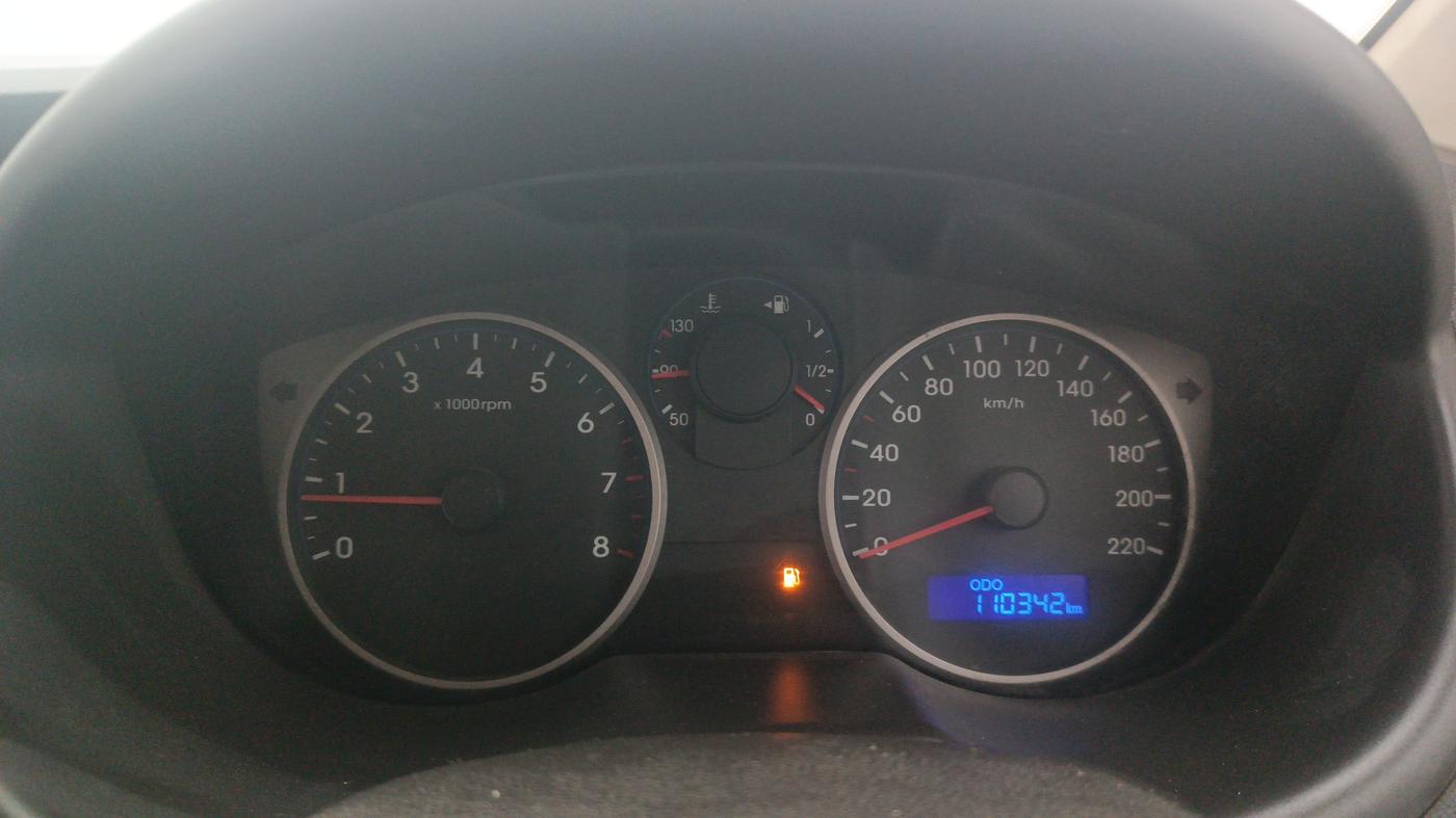 2013 Hyundai i20 SPORTZ 1.2, Petrol, Manual, 1,10,342 km, Odometer Image