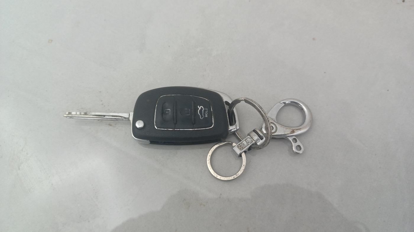 2013 Hyundai i20 SPORTZ 1.2, Petrol, Manual, 1,10,342 km, Key Close Up