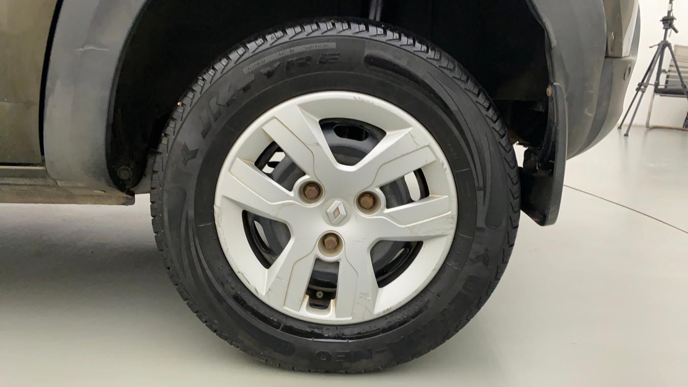 2016 Renault Kwid RXT 0.8 (O), Petrol, Manual, 24,400 km, Left Rear Wheel