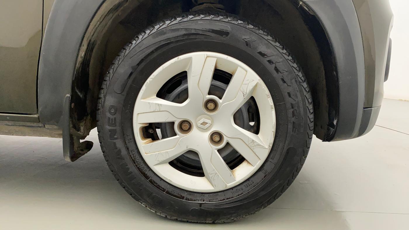 2016 Renault Kwid RXT 0.8 (O), Petrol, Manual, 24,400 km, Right Front Wheel