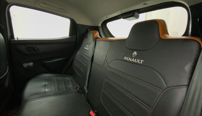 2016 Renault Kwid RXT 0.8 (O), Petrol, Manual, 24,400 km, Right Side Rear Door Cabin