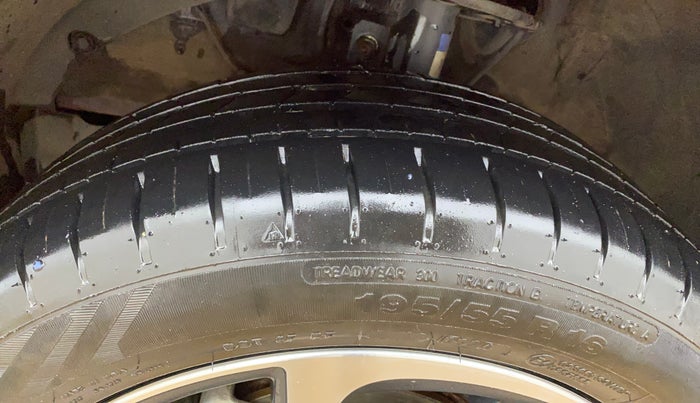 2024 Toyota Glanza G, Petrol, Manual, 42,848 km, Left Front Tyre Tread