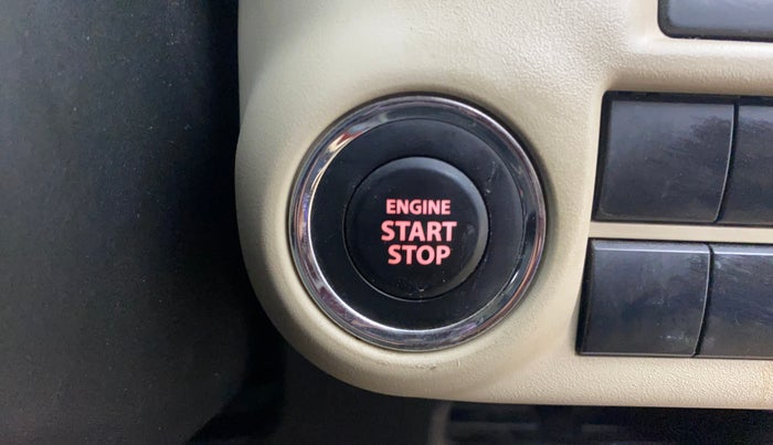 2024 Toyota Glanza G, Petrol, Manual, 42,848 km, Keyless Start/ Stop Button