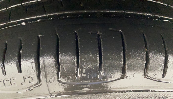 2015 Hyundai Grand i10 ASTA AT 1.2 KAPPA VTVT, Petrol, Automatic, 53,267 km, Left Front Tyre Tread