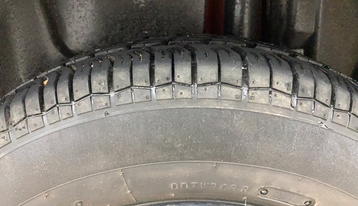 2016 Maruti Swift Dzire VXI (O), Petrol, Manual, 20,940 km, Left Rear Tyre Tread