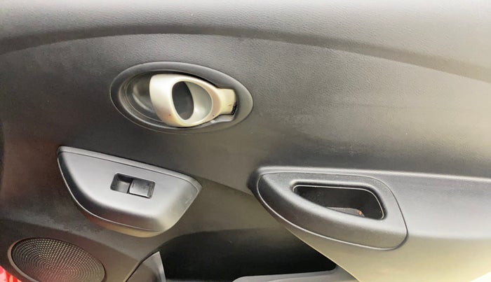 2018 Datsun Go T, Petrol, Manual, 45,073 km, Driver Side Door Panels Control