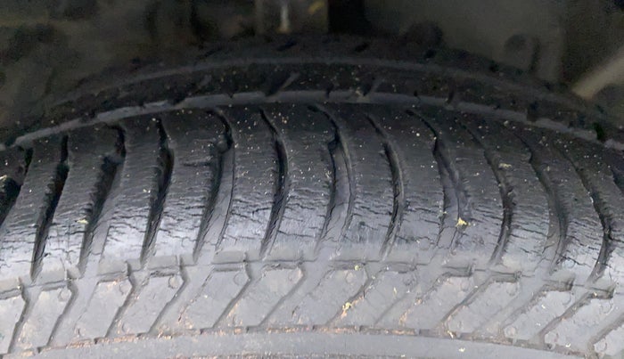 2013 Ford Ecosport 1.5 TITANIUMTDCI OPT, Diesel, Manual, 56,288 km, Right Front Tyre Tread