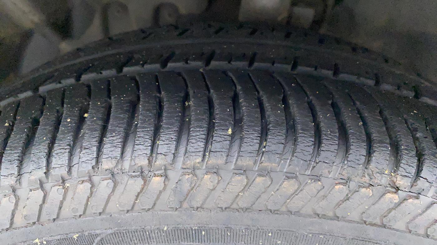2013 Ford Ecosport 1.5 TITANIUMTDCI OPT, Diesel, Manual, 56,288 km, Left Front Tyre Tread