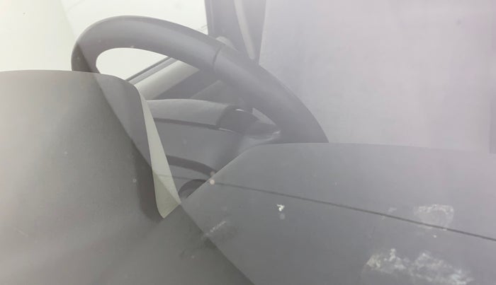 2019 Mahindra Scorpio S5, Diesel, Manual, 99,357 km, Front windshield - Minor spot on windshield