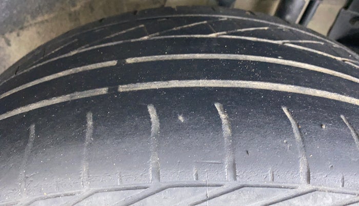 2018 Tata NEXON XZA+ 1.2 Dual Tone, Petrol, Automatic, 75,382 km, Left Rear Tyre Tread