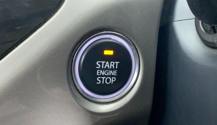 2018 Tata NEXON XZA+ 1.2 Dual Tone, Petrol, Automatic, 75,382 km, Keyless Start/ Stop Button