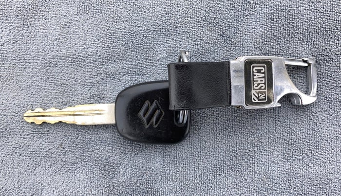 2019 Maruti S PRESSO LXI, CNG, Manual, 89,722 km, Key Close Up