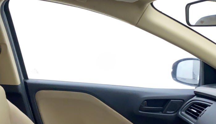 2015 Honda City 1.5L I-VTEC SV CVT, Petrol, Automatic, 83,213 km, Left front window switch / handle - Power window makes minor noise