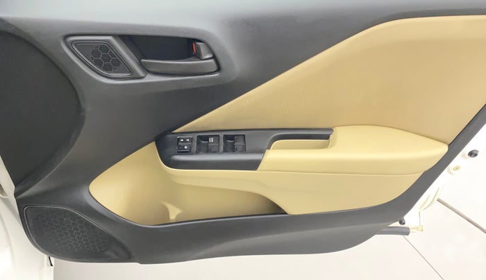 2015 Honda City 1.5L I-VTEC SV CVT, Petrol, Automatic, 83,213 km, Driver Side Door Panels Control