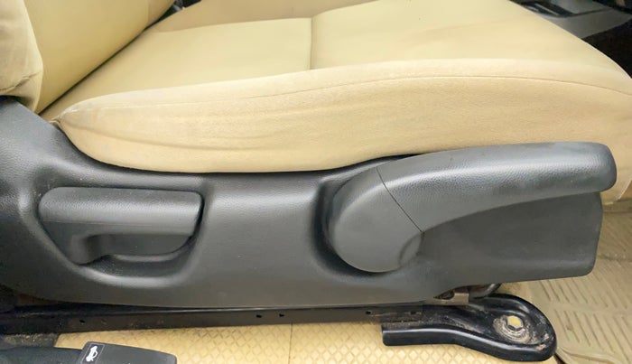 2015 Honda City 1.5L I-VTEC SV CVT, Petrol, Automatic, 83,213 km, Driver Side Adjustment Panel