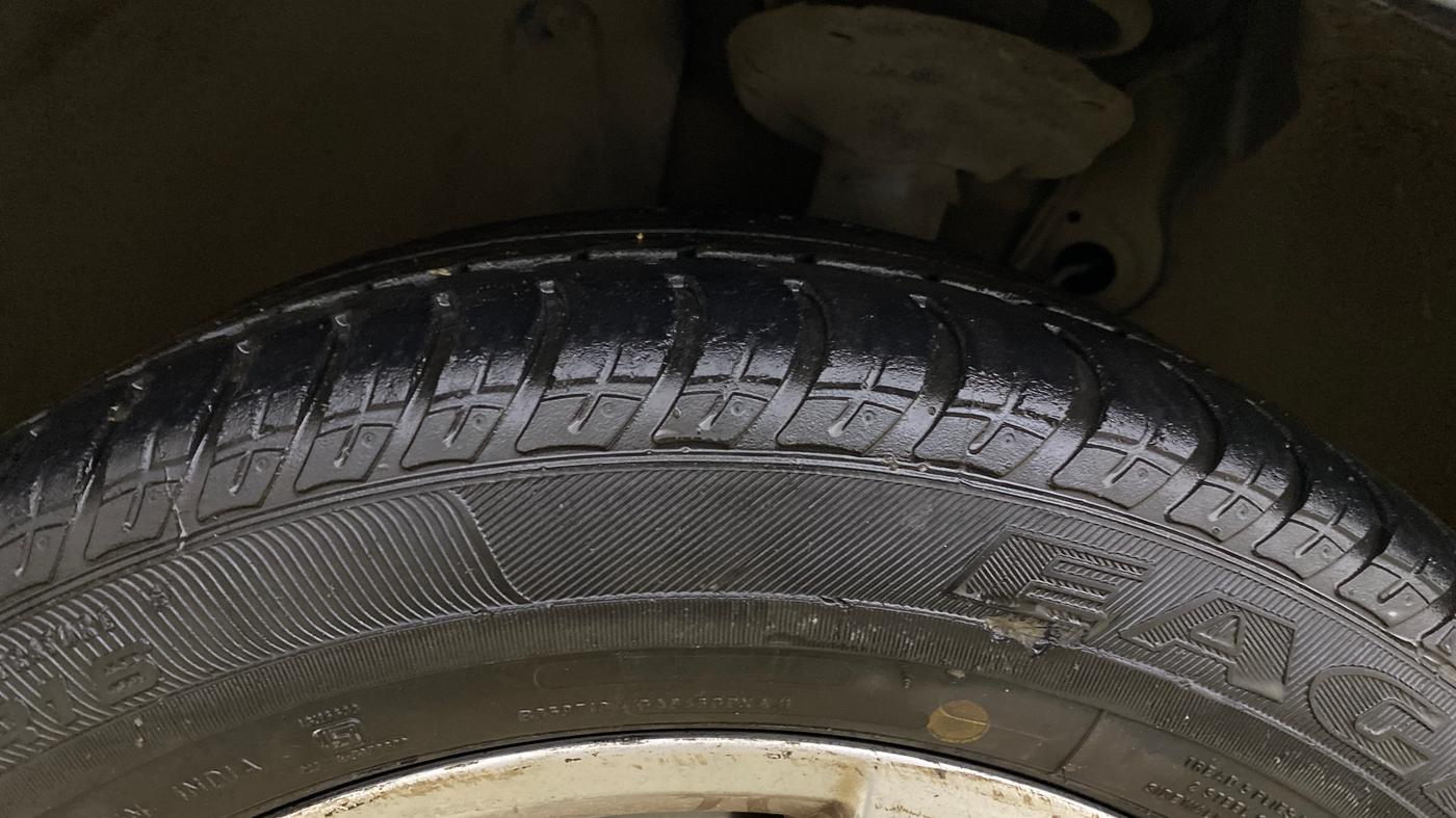2018 Skoda Octavia STYLE 1.8 TSI AT, Petrol, Automatic, 86,362 km, Left Front Tyre Tread