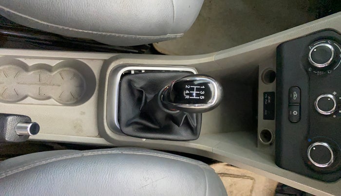 2016 Tata Tiago XZ PETROL, Petrol, Manual, 73,887 km, Gear Lever