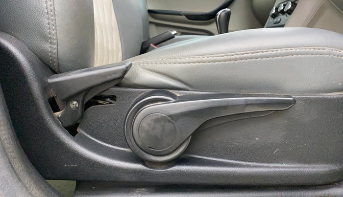 2016 Tata Tiago XZ PETROL, Petrol, Manual, 73,887 km, Driver Side Adjustment Panel