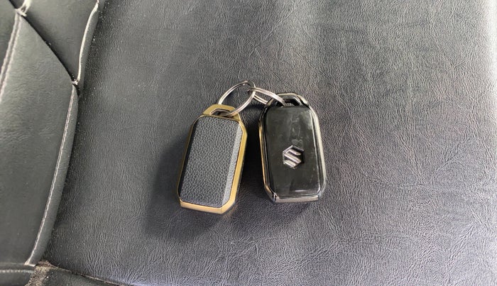 2023 Maruti JIMNY ALPHA ALL GRIP PRO MT, Petrol, Manual, 58,042 km, Key Close Up