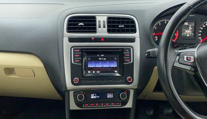 2017 Volkswagen Ameo HIGHLINE 1.2, Petrol, Manual, 30,407 km, Air Conditioner