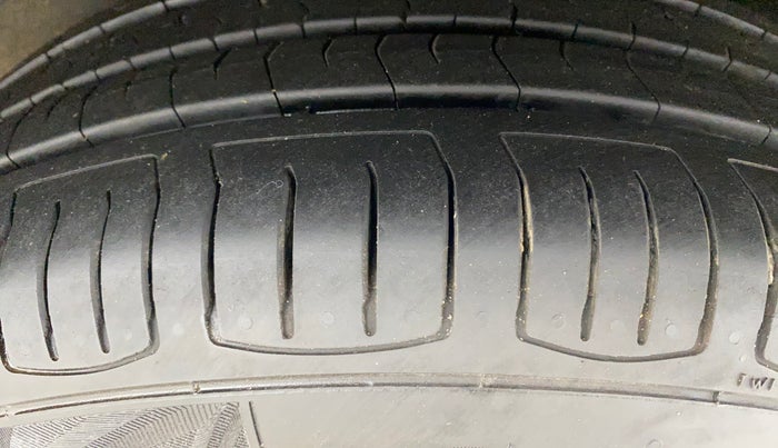 2020 Skoda Rapid AMBITION AT TSI, Petrol, Automatic, 93,113 km, Left Rear Tyre Tread