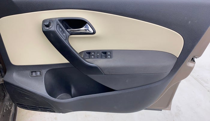 2020 Skoda Rapid AMBITION AT TSI, Petrol, Automatic, 93,113 km, Driver Side Door Panels Control