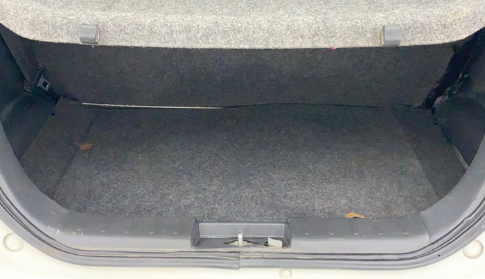 2017 Maruti Alto K10 VXI, Petrol, Manual, 32,442 km, Boot Inside