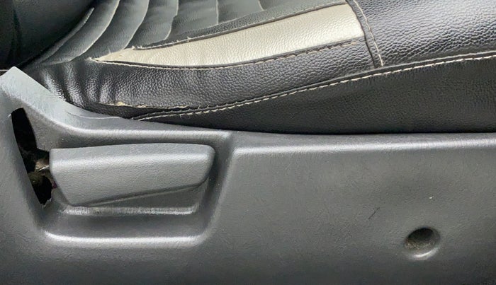 2017 Maruti Alto K10 VXI, Petrol, Manual, 32,442 km, Driver Side Adjustment Panel