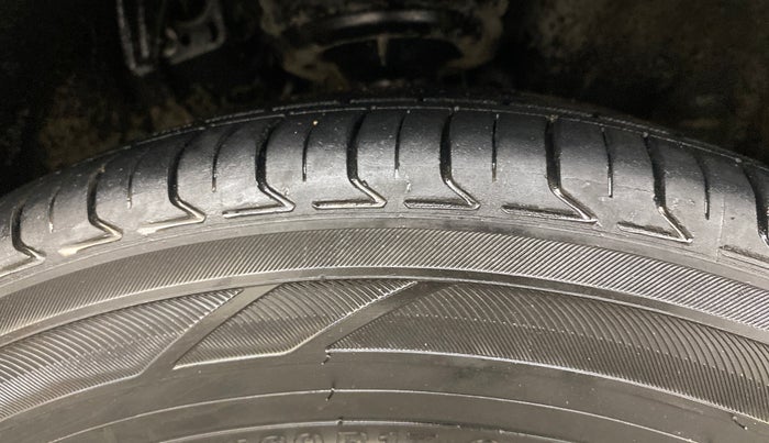 2019 Hyundai Creta SX (O) EXECUTIVE 1.6 PETROL, Petrol, Manual, 1,02,019 km, Right Front Tyre Tread