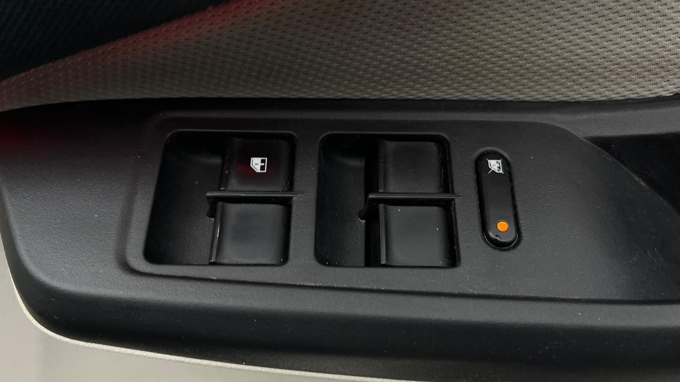 2023 Tata TIGOR XZ PLUS CNG, CNG, Manual, 57,197 km, Driver Side Door Panels Control