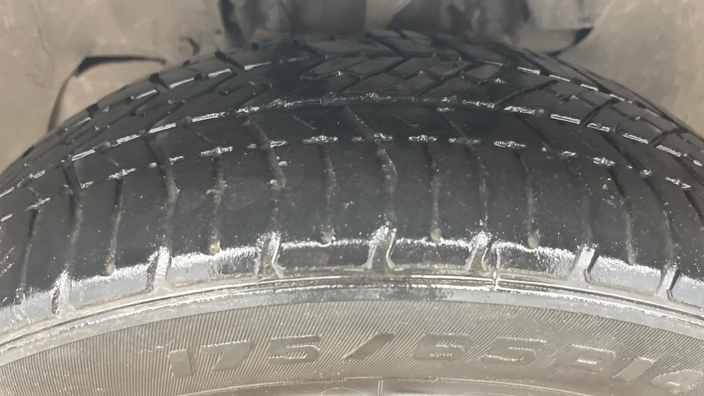 2023 Tata TIGOR XZ PLUS CNG, CNG, Manual, 57,197 km, Left Front Tyre Tread