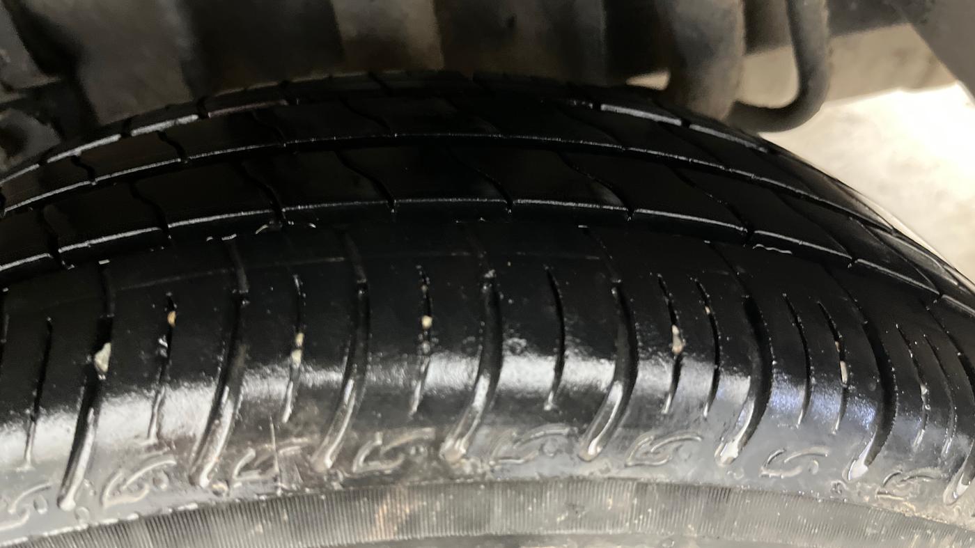 2023 Tata TIGOR XZ PLUS CNG, CNG, Manual, 57,197 km, Left Rear Tyre Tread